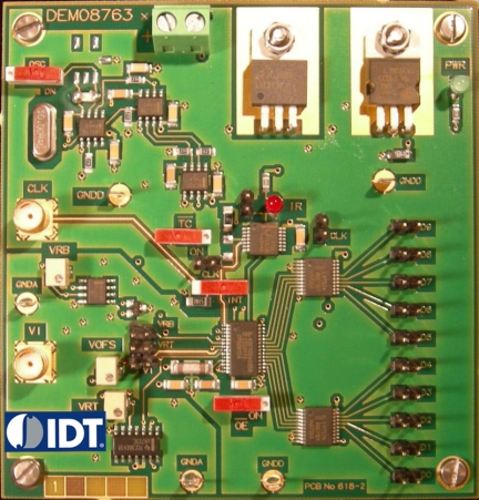 ADC1004S030 - Evaluation Board